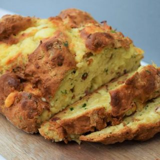 Lucy Loves Cheese and Bacon Soda Bread pic