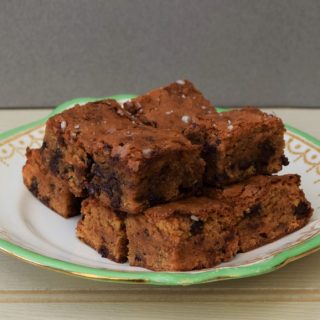 Salted-caramel-chocolate-chip-bake-recipe-lucyloves-foodblog