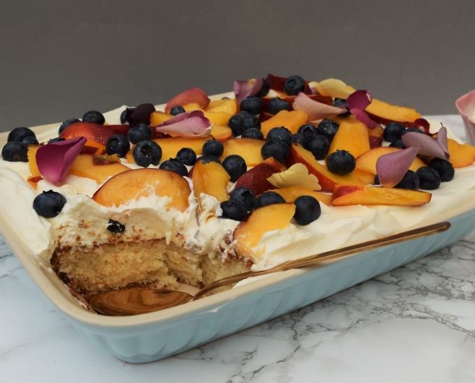 Summer-fruit-sponge-recipe-lucyloves-foodblog