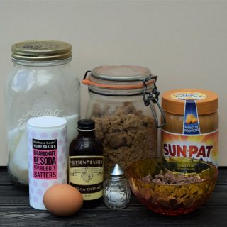 Peanut-butter-chocolate-chip-cookies-recipe-lucyloves-foodblog