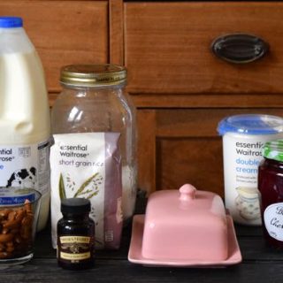 Slow-cooker-almond-rice-pudding -recipe-lucyloves-foodblog