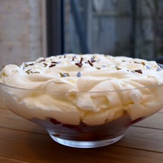 Festive-trifle-recipe-lucyloves-foodblog
