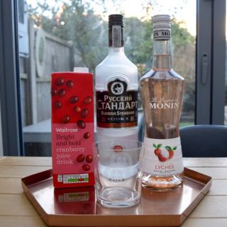 Red-lotus-cocktail-recipe-lucyloves-foodblog