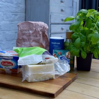 No-knead-white-pizza-recipe-lucyloves-foodblog