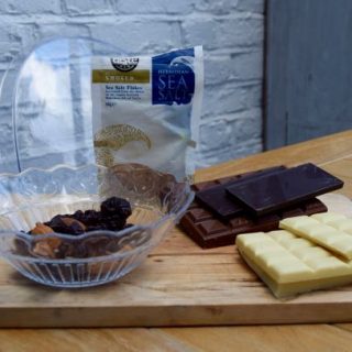 Chocolate-almonds-cherries-sea-salt-recipe-lucyloves-foodblog