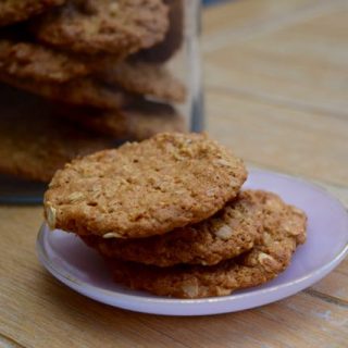 Ginger-oat-crunchies-lucyloves-foodblog