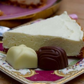 White-chocolate-cheesecake-recipe-lucyloves-foodblog