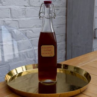 HOmemade-ginger-liqueur-recipe-lucyloves-foodblog