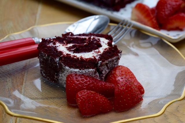 Red-velvet-roulade-recipe-lucyloves-foodblog