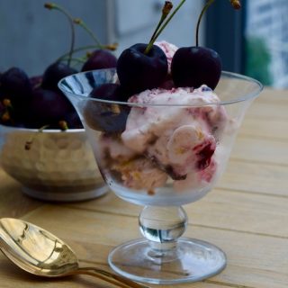 No-churn-cherry-ice-cream-recipe-lucyloves-foodblog