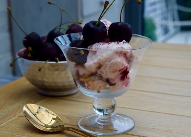 No-churn-cherry-ice-cream-recipe-lucyloves-foodblog