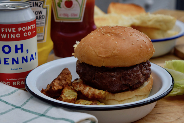 Juicy-lucy-burgers-recipe-lucyloves-foodblog