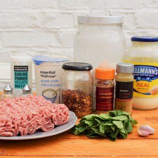 Kofta-with-flatbread-lucyloves-foodblog