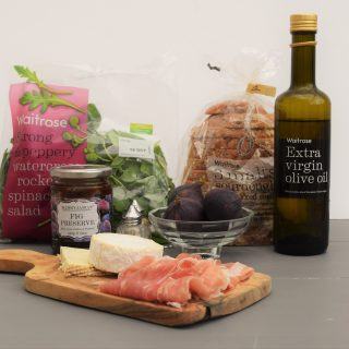 Fig-goats-cheese-tartines-lucyloves-foodblog