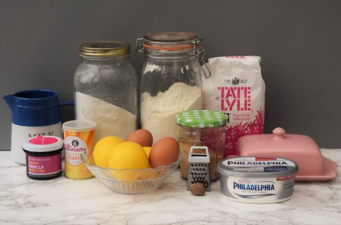 Sticky-lemon-buns-recipe-lucyloves-foodblog