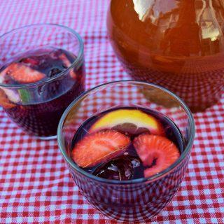 Summer-sangria-lucyloves-foodblog