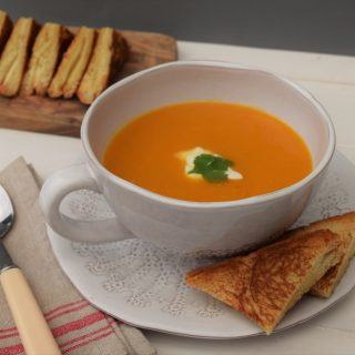 Sweet-potato-soup-recipe-lucyloves-foodblog
