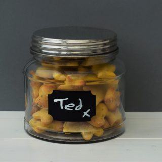 Carrot-dog-treats-recipe-lucyloves-foodblog