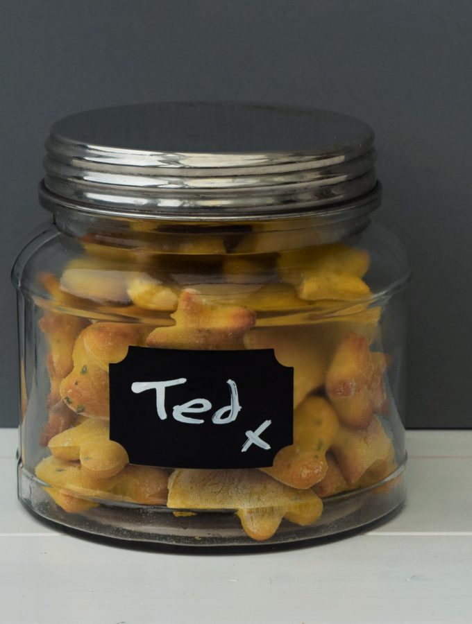 Carrot-dog-treats-recipe-lucyloves-foodblog
