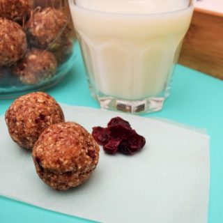Date-cranberry-power-balls-lucyloves-foodblog